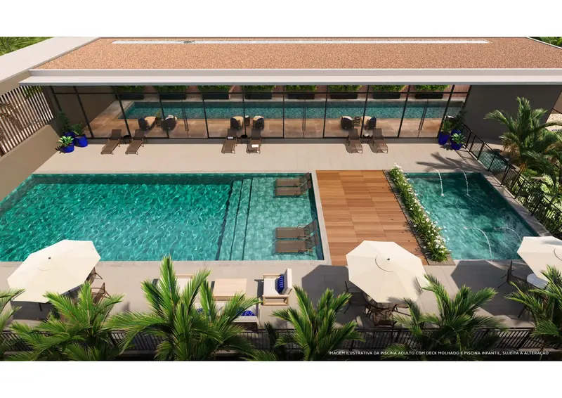 Piscina adulto, deck molhado e solarium